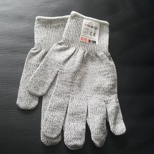Xshield en388 cut resistant gloves NWT. Xl